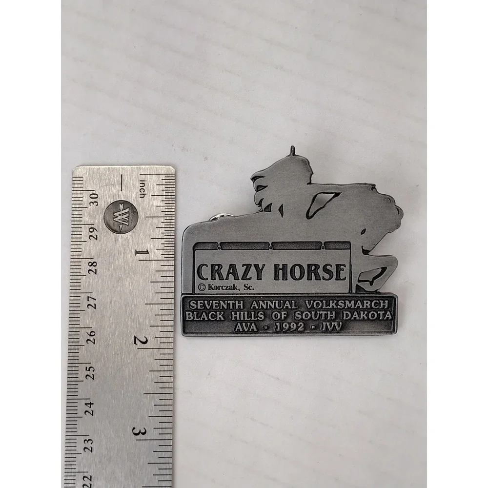 Vintage Crazy Horse Pewter Lapel Hat Jacket Pin KORCZAK Anniversary 1992 150TH